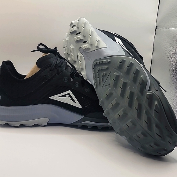 New w/Box Nike Air Zoom Terra Kiger 8 "Black/Pure Platinum/Anthracite/Wolf Grey" - Picture 6 of 8